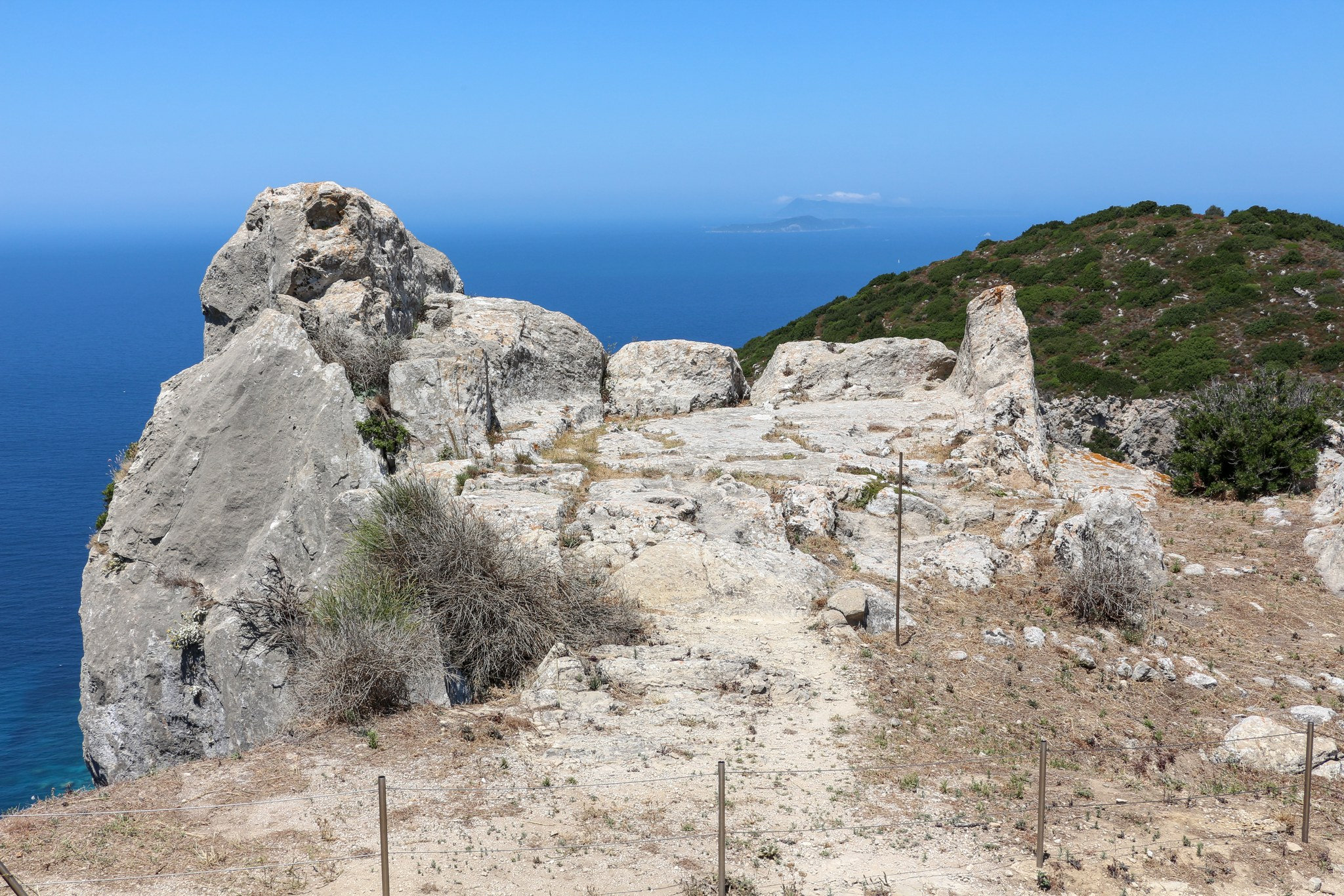 ruiner på Korfu