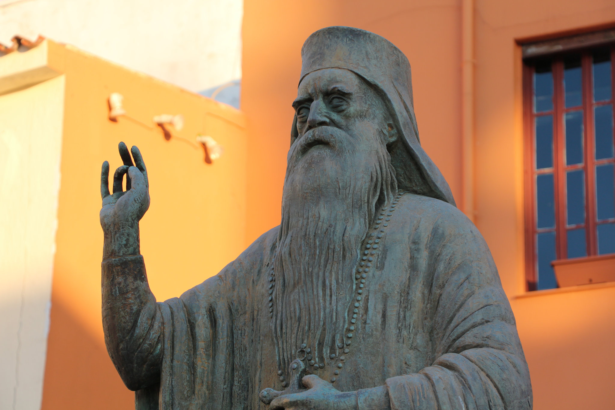 Athenagoras statue in Chania