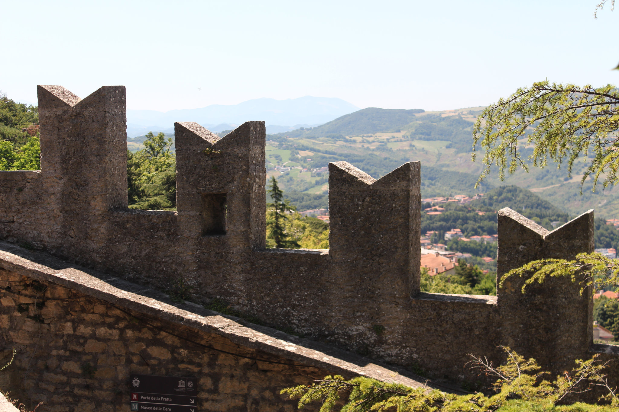 Mur de château de Saint-Marin