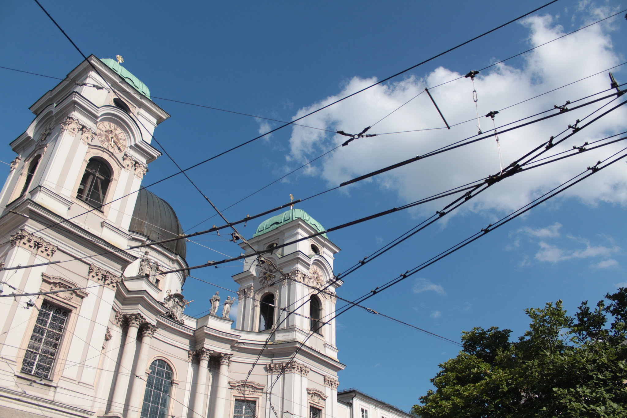 Trolleybus overhead lines in Salzburg